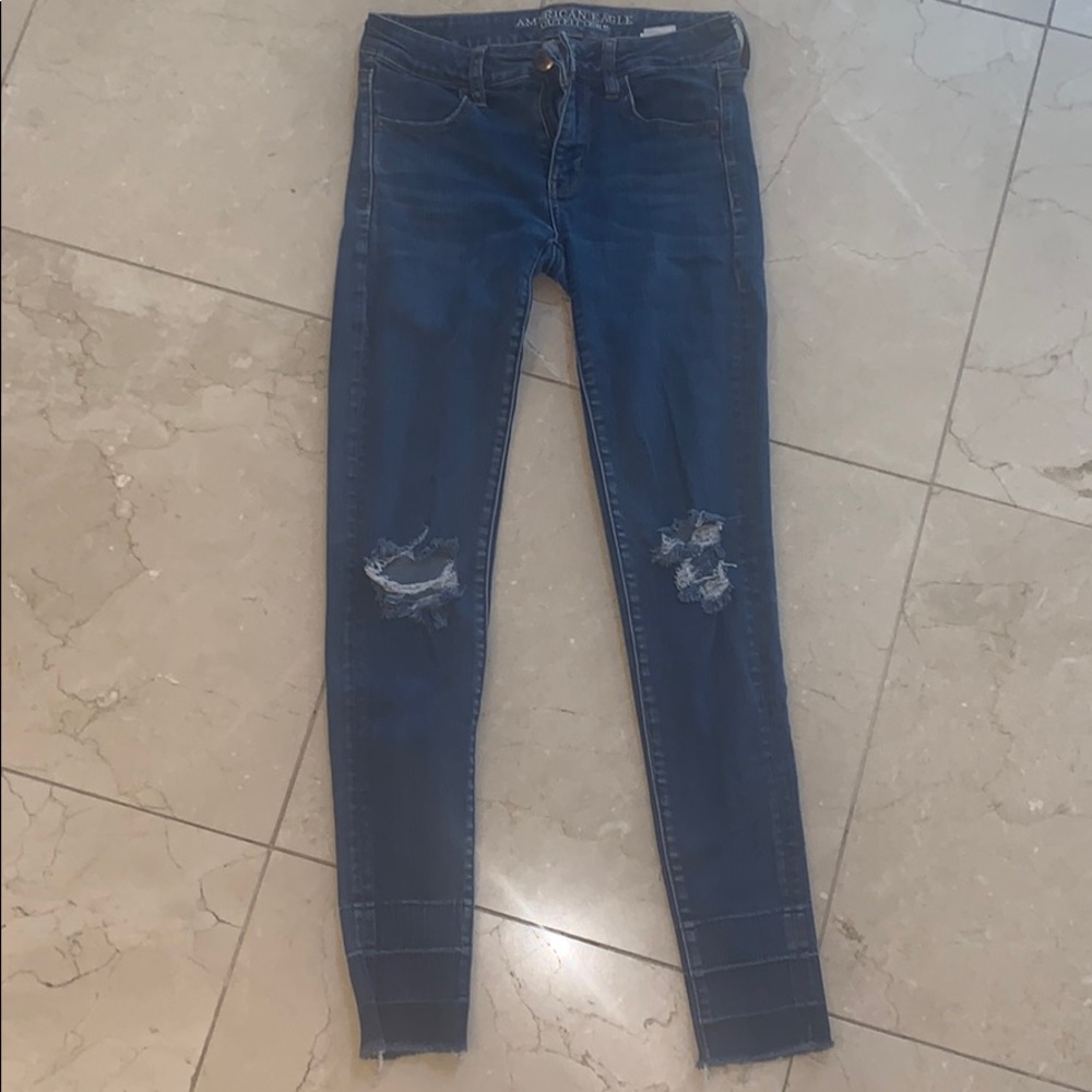 American Eagle Ripped dark wash Jeans